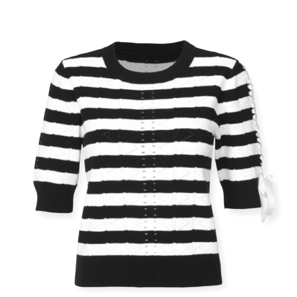 Cabi Runway Pullover W/Lace up Sleeve